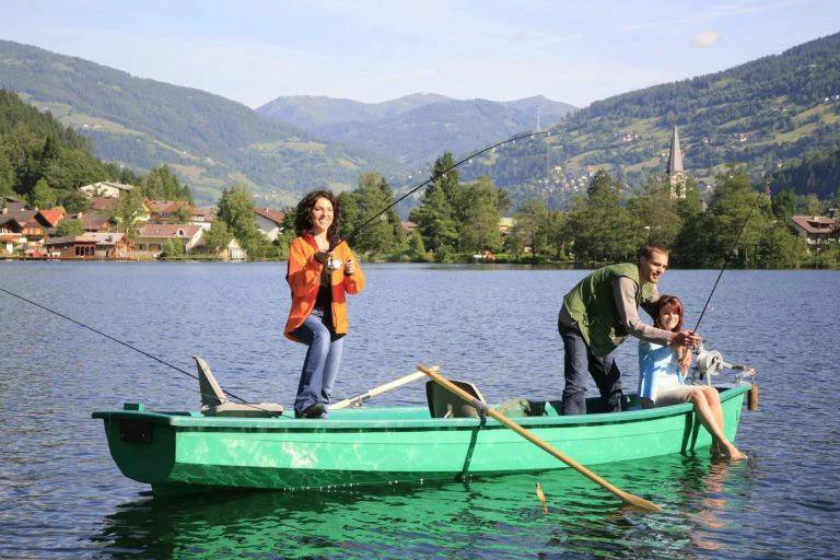  LakeLureimmu  Fishing Services